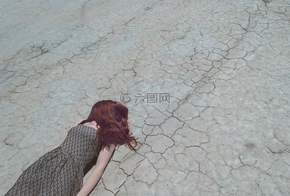 如果叫你们对你们曾经在乎过的前任或者初恋又或者在乎过的其他没
