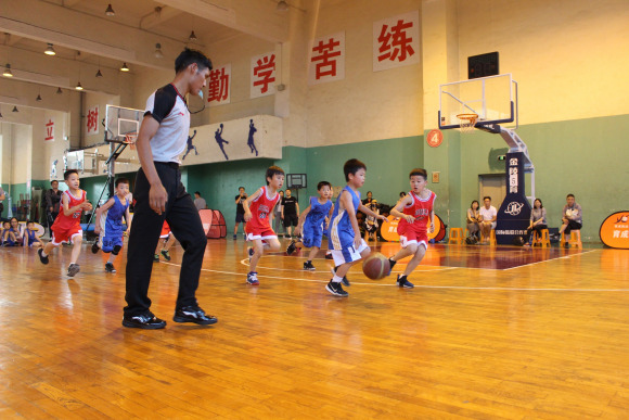 成都少儿篮球学习 专业指导 小班教学