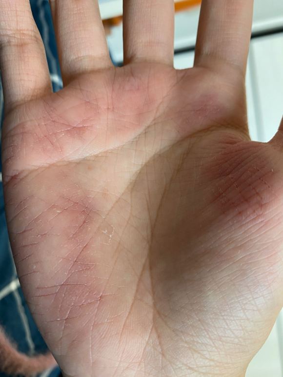 偶尔发现有这个聚集地… 那就当情绪发泄的地方来吐吐不快吧
