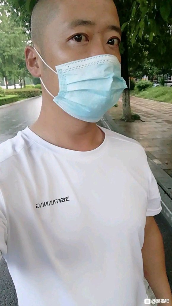 啊 让我再看看你让我再说爱你别将你背影离去分手时候说分手请不